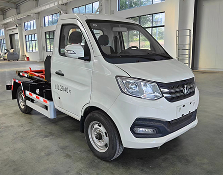 長安純電動(dòng)車廂可卸式垃圾車